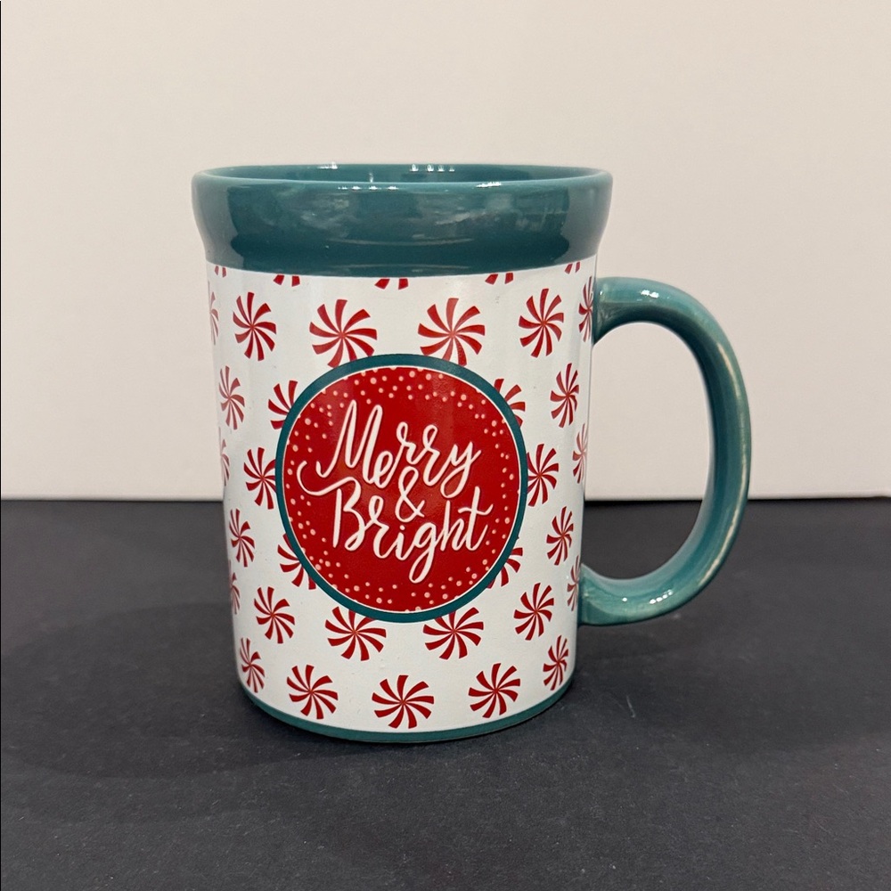 DesignPAC Christmas Holiday Green Red & White Coffee Mug Merry & Bright